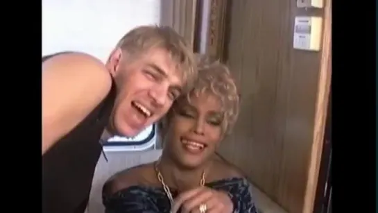 Exclusive footage Whitney Houston and make-up artist Kevyn Aucoin