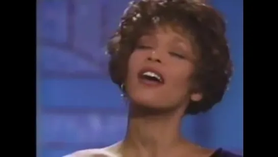 Whitney Houston--О, веди меня, Иегова в Свой обетованный край. Слабую меня рукою мощной, Боже крепкий, направляй.