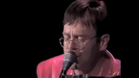 Elton John Candle In Wind 1999 Live