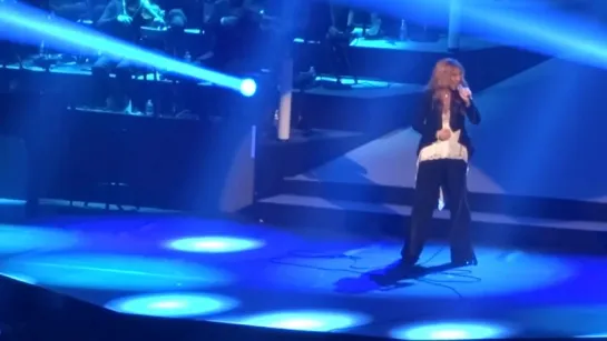 Celine Dion Paris Dec.5-2016 Its All Coming Back/ Power Of Love