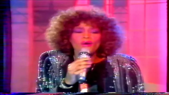 Whitney Houston    -    How will I know 1986 Live