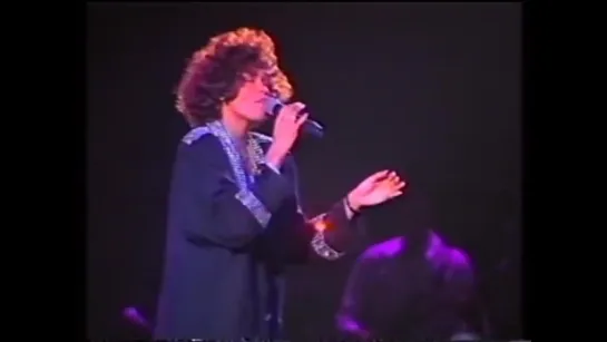 Whitney Houston in South Holland. Didnt Almost Have It All  1988 LIVE