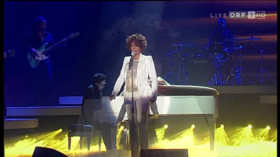 Whitney Houston. I Look To You Live Wetten Dass 03.10.2009