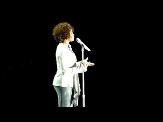 Whitney Houston - I look to you (Frankfurt 2010)