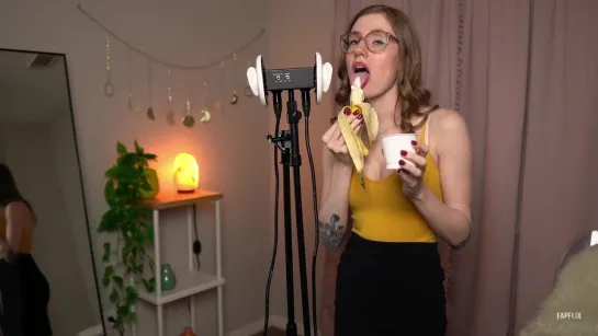 Emma Ruby ASMR - Eating Banana  Yogurt (Patreon)