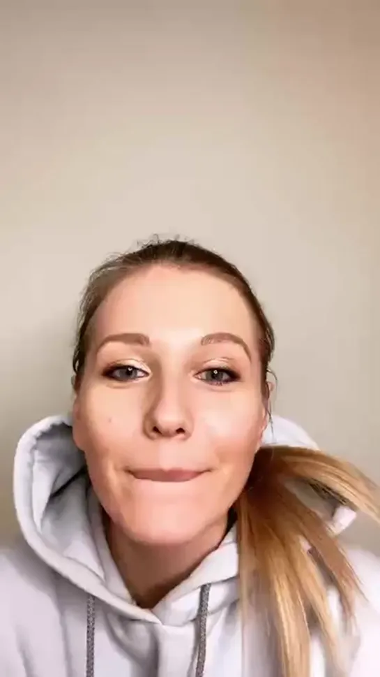 Карина Андоленко - прямой эфир Instagram LIVE (08/04/2020)