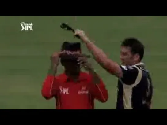 Incredulous Moments IPL 2011  KTK vs KKR, MATCH 45