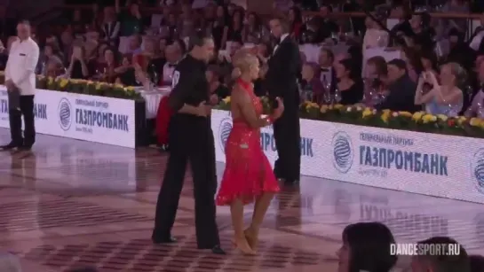 Woow look at her !! Beautiful Rumba by Pavel Zvychaynyy &   Oxana Lebedew