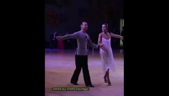 CUANDO UN CIEGO CONMUEVE AL MUNDO DE LA DANZA❤😍😢🙌🏼💫👌🏼👇🏼 " Blind Man And His Angel"