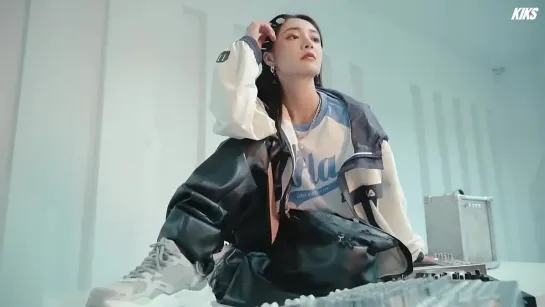 [Commerical] Zhou Jieqiong/Kyulkyung @ FILA_FUSION