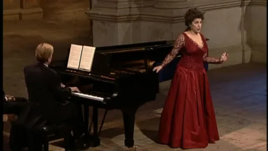 Cecilia Bartoli. Vaga luna (Vincenzo Bellini)