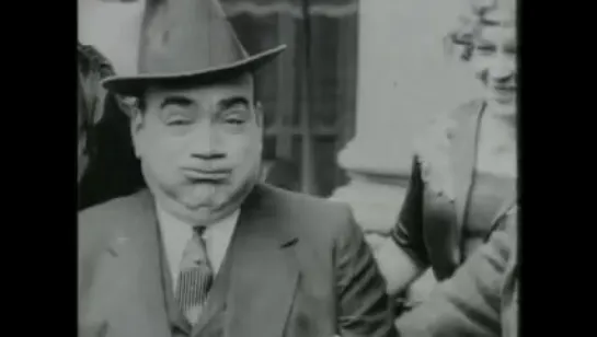 Enrico Caruso - Short Clip - Funny Faces