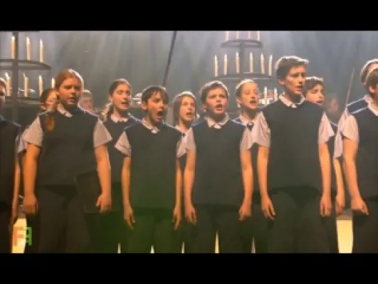 Les Choristes  ''Vois Sur Ton Chemin'' live (песня из х/ф "Хористы")