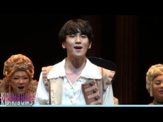 [HD fancam] 131217 Musical The Three Musketeers Curtain call - SHINee KEY