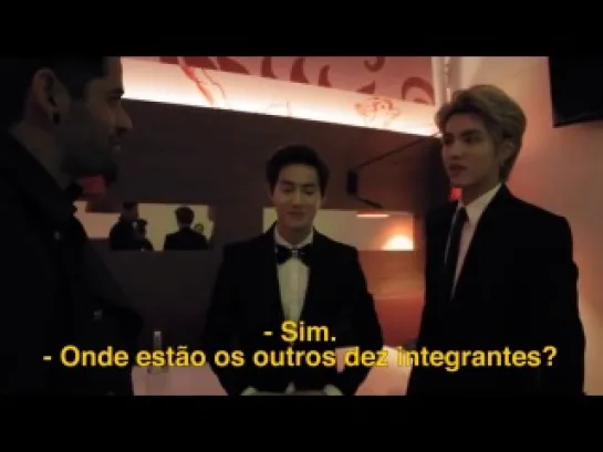 [VIDEO] 140512   KRIS & SUHO @ 2013 MTV EMA chatting cut