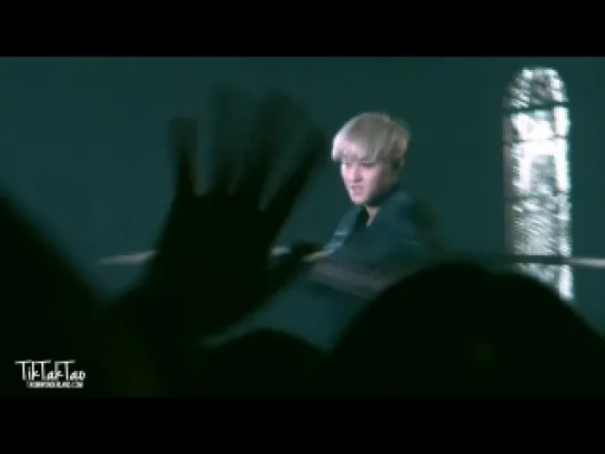 [FANCAM] 131224 Tao Wushu  @ Christmas Wonderland Concert [2]