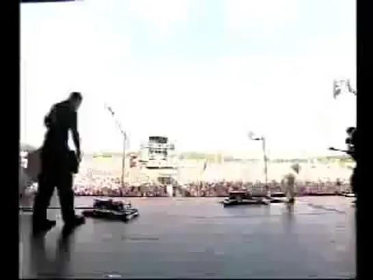 Muse - Bliss [Pinkpop Live 2002]