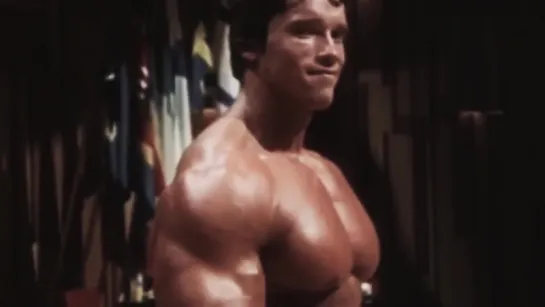 Arnold Schwarzenegger - THE LEGEND - BODYBUILDING MOTIVATION