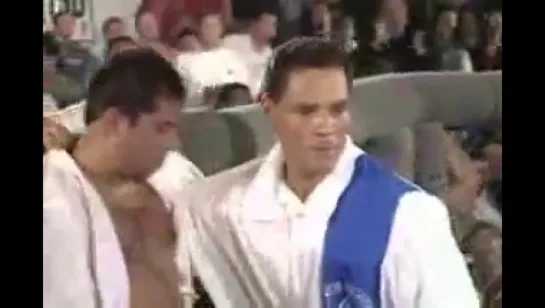 #UFC 3. Royce Gracie - Kimo Leopoldo