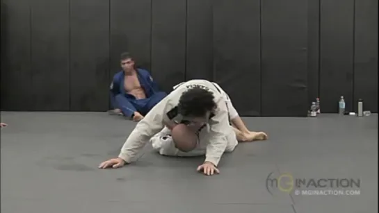 Marcelo Garcia - Elbow Push Sit Up Escape In Action