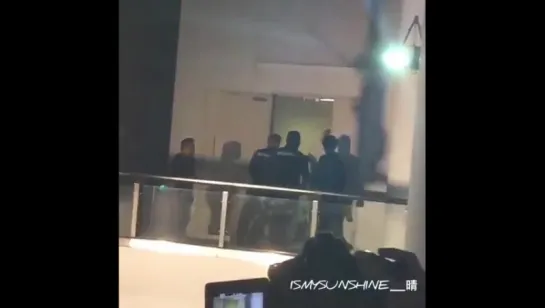 151112 [Fancam] After Press Conference  for INFINITE EFFECT in Singapore