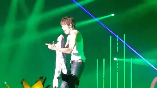 151024 [Fancam] Infinite Effect in Bangkok (Thailand) ~ Dongwoo - Sorry, I'm Busy (Infinite H)