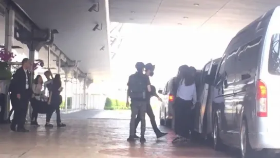 151023 [Fancam] Bangkok Airport ~ Infinite