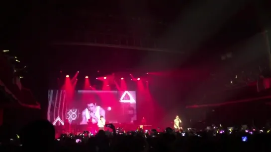 151007 [Fancam] Infinite Effect in Paris (France) ~ Sorry, I'm Busy