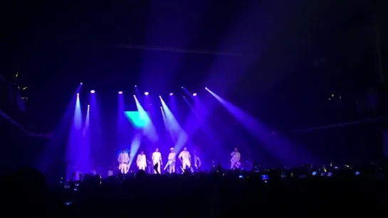 151007 [Fancam] Infinite Effect in Paris (France) ~ Destiny