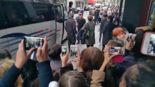 151007 [Fancam] Arrived at INFINITE EFFECT in Paris Venue ~ Infinite