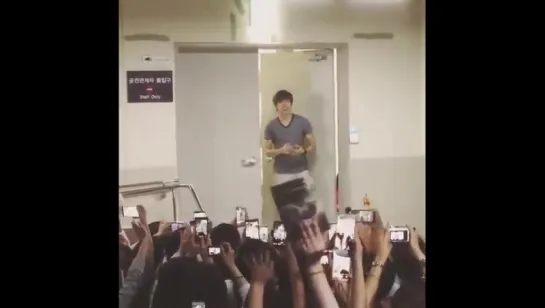 150920 [Fancam] After In The Heights Musical ~ Dongwoo