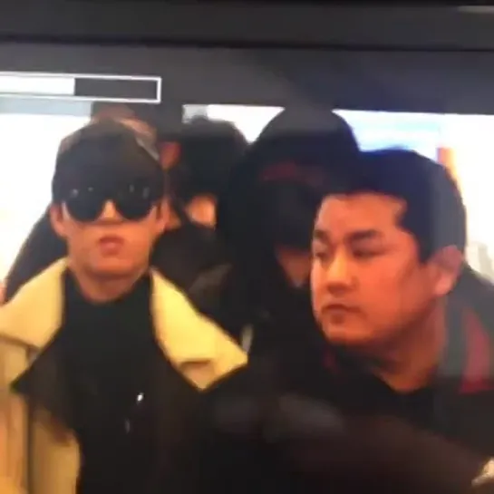 150220 [Fancam] Haneda Airport - Woohyun, Hoya, Dongwoo, Sunggyu