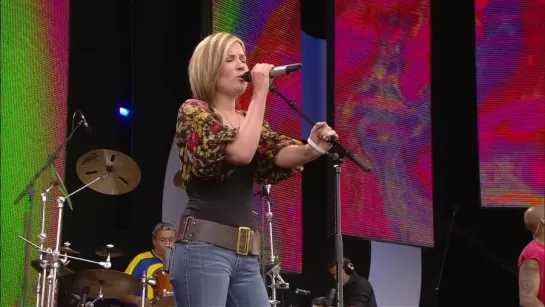 Dido - White Flag (Live 8 2005)