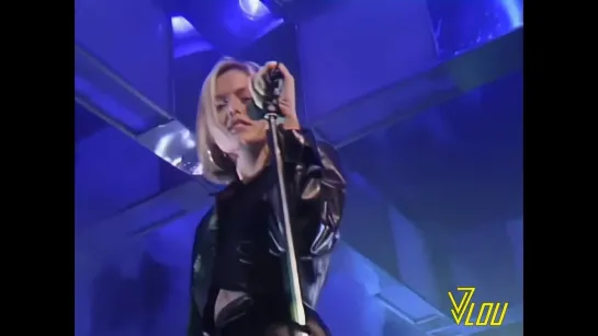 Eighth Wonder (Patsy Kensit) - I’m Not Scared (TOTP 1988)