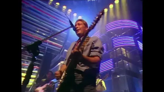 Chris Rea - On The Beach (TOTP 1988)