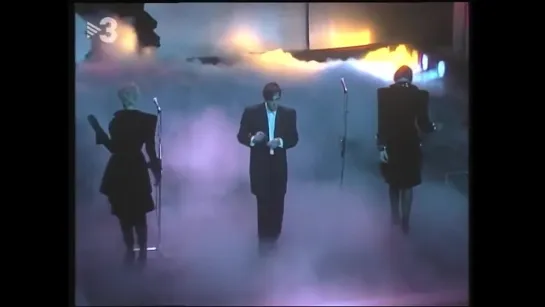 Bryan Ferry - Don’t Stop The Dance (Angel Casas Show 1985)