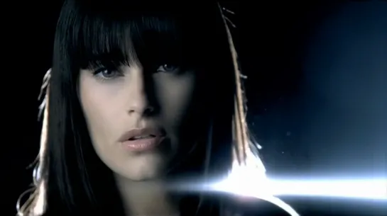 Nelly Furtado -"Say It Right"