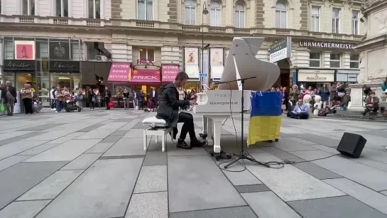 street piano performance_ people were shocked.Stand with Ukraine 🇺🇦🇺🇦🇺🇦