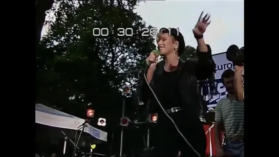 C.C.Catch_Are You Man Enough (SR1 Schülerferienfest_Halberg-Open-Air /Saarland, BRD/ 1987)