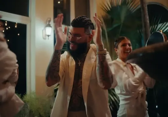 Beéle, Farruko - Santorini (Official Video)