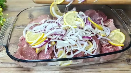 Соседка из Германии дала рецепт, вместо шашлыка на праздничный стол или вкусный ужин! Горячее блюдо.