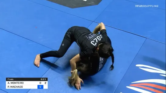 Patricia Machado vs Amanda Monteiro Canuto - Light-Feather #NoGiWorld2019