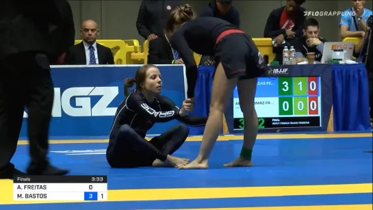 Mayssa Bastos vs Amber Rymarz-Freitas Roosterweight #NoGiWorld2019