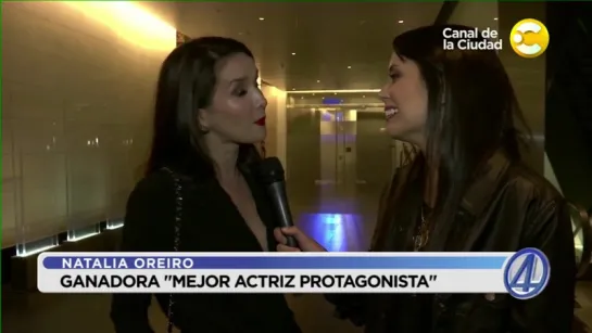 Vicky da la nota_ Entrega de Premios Sur al Cine Nacional en 4 Caras Bonitas