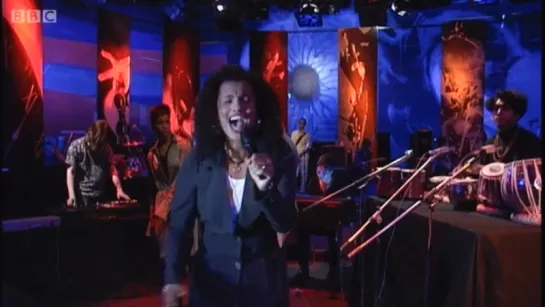 Neneh Cherry - Watusi (Later... with Jools Holland, 1993)