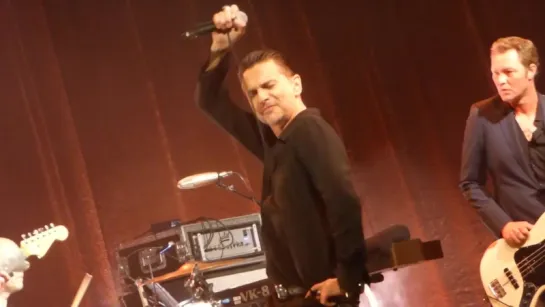 Dave Gahan "Dirty Sticky Floors" (Live Fabrique, Milano 04.11.2015) www.depmode.com