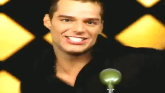 Ricky Martin - Livin La Vida Loca