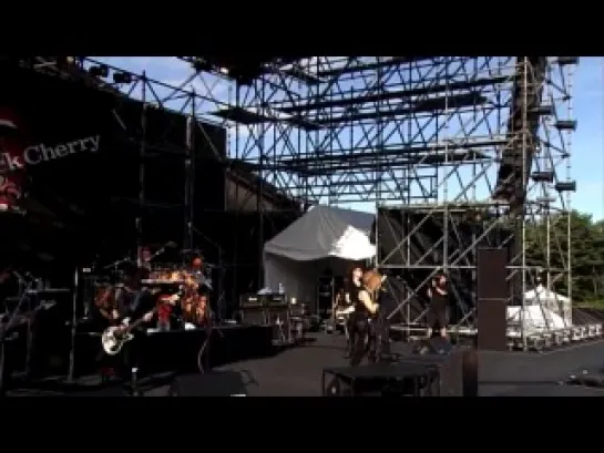 Acid Black Cherry 'Dream CUP 2011 FREE LIVE' - Aishitenai