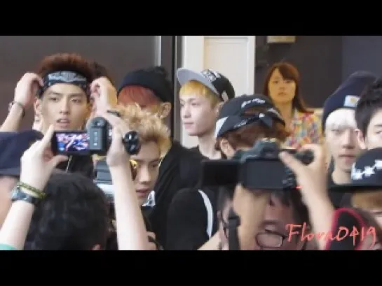 [FANCAM] 130526 EXO @ Taoyuan airport