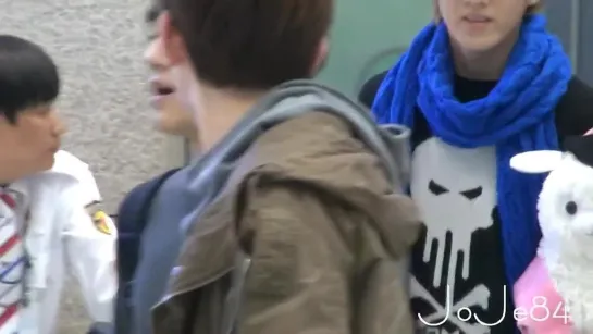 [FANCAM] 121102 Chen @ Incheon Airport